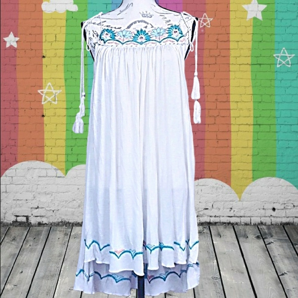 Free People Tunic w/ slit sides